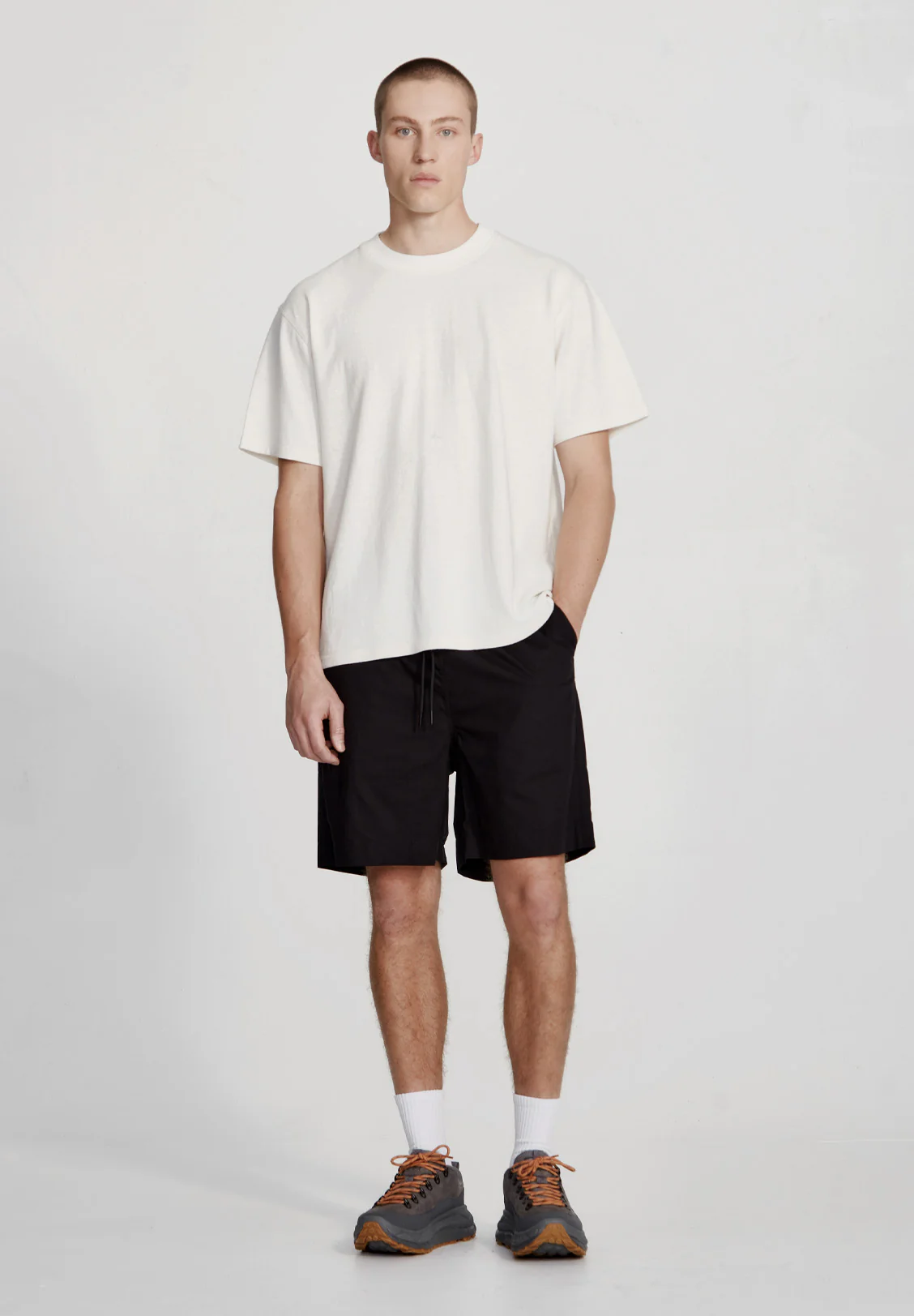 COTTON WALKSHORT, BLACK