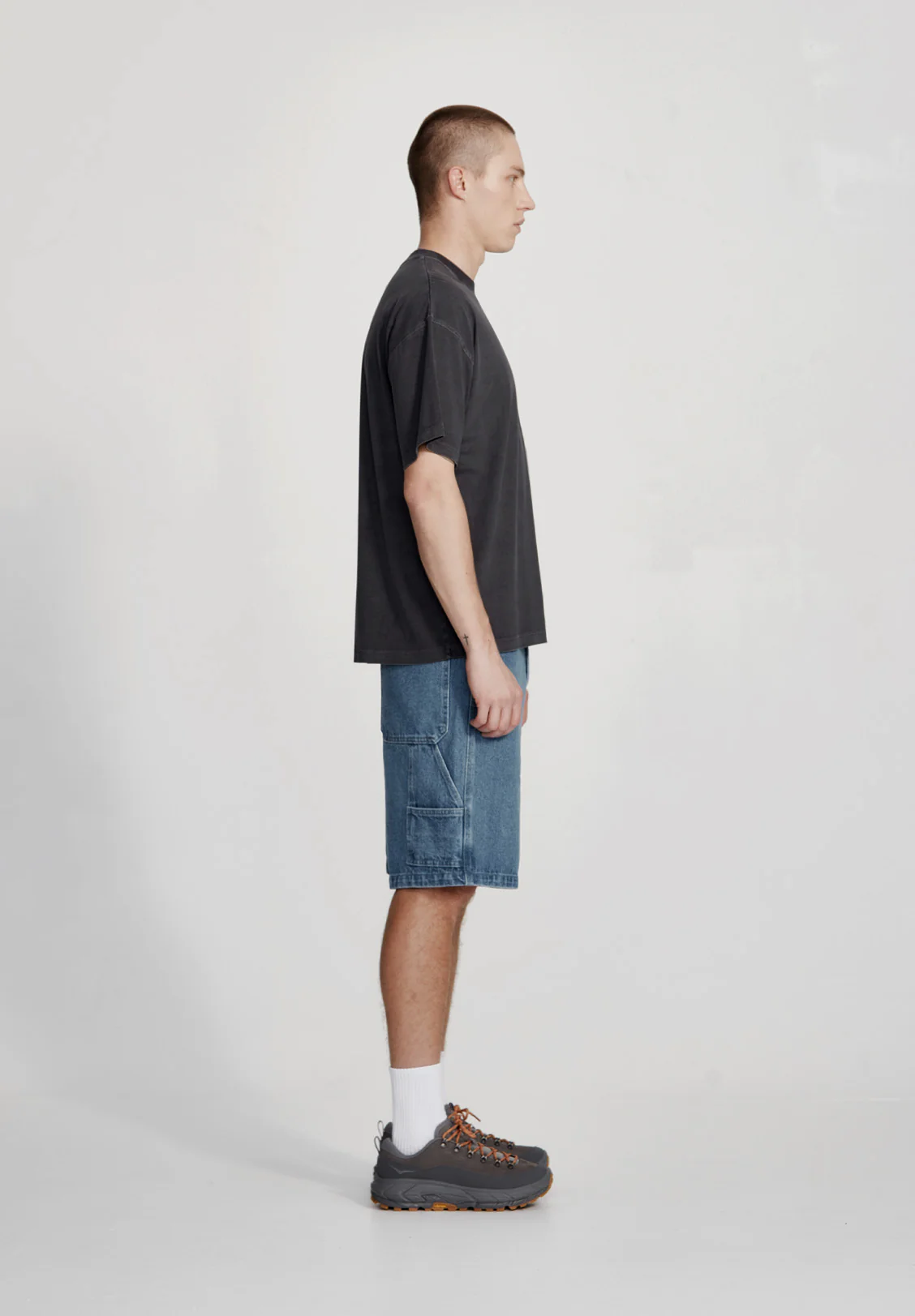 MENS RELAXED TEE, VIN GREY - Image 3