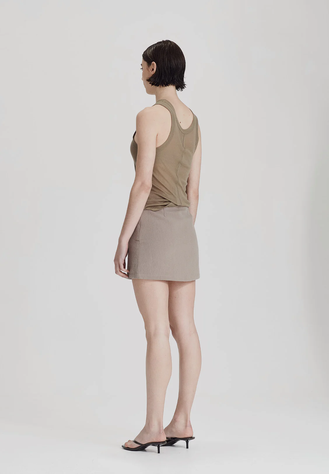 WOMENS ULTRA FINE LAYER TANK, OLIVE - Image 4